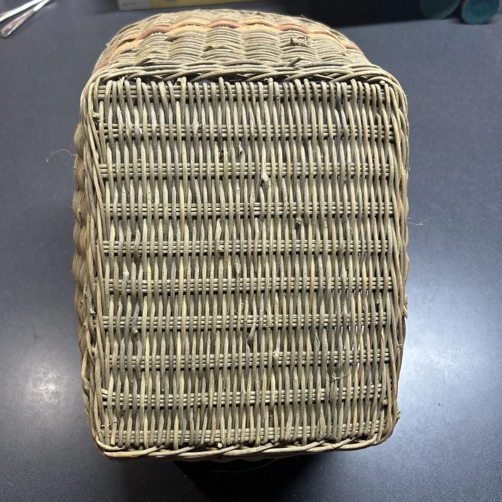 Vintage Dollywood Artisan Wicker Gathering Bread Basket with Handle Large 16